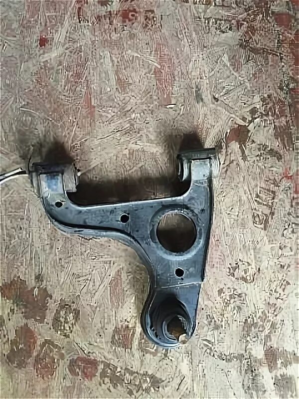 Ниссан ларго 1995 задний нижний рычаг. Рычаг ларго. Ниссан серена с25 передний рычаг. Рычаг ларго. Рычаг ларго.