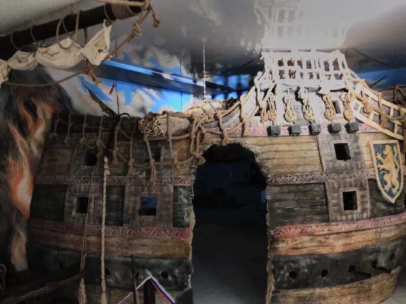 Музей петровские корабли в воронеже официальный сайт. Адмиралтейский зал в музее петровские корабли. Воронежский музей петровские корабли. Музей петра 1 в воронеже. Воронеж музей петровских.