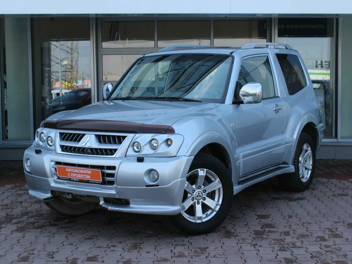 Мицубиси с пробегом в московской области. Mitsubishi Pajero 2005. Паджеро 3 2005. Митсубиси Паджеро 2005. Pajero 3.5 2005.