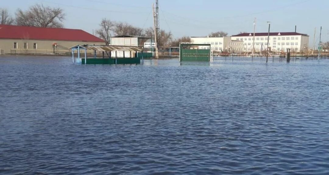 Паводок в казахстане 2024 закрытие трасс. Потоп в Казахстане. Казахстан потоп паводки. Потоп в ЗКО. Петропавловск Казахстан наводнение 2022.