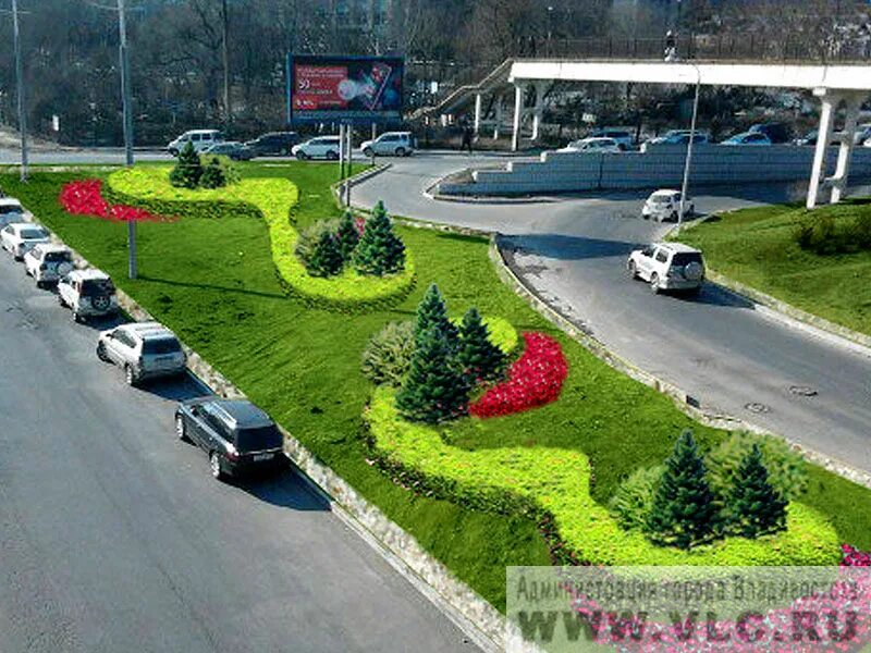 Озеленение придорожных территорий. Озеленение автодорог. Озеленение дорог в городе. Озеленение разделительной полосы. Придорожная территория