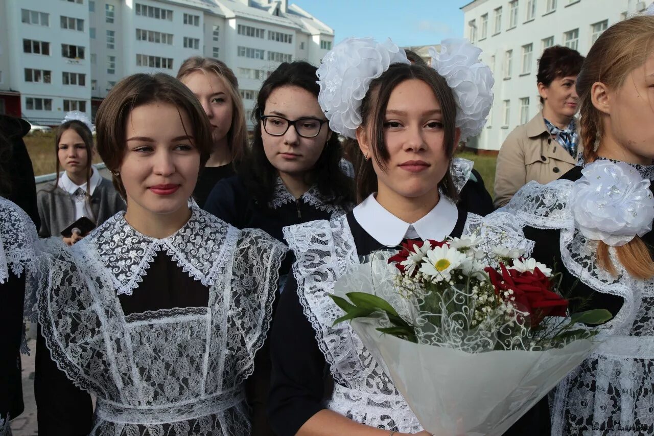 школа 3 надым фото. город надым школа 3. пятая школа надым. моу сош 3 надым учителя. надым, ул.