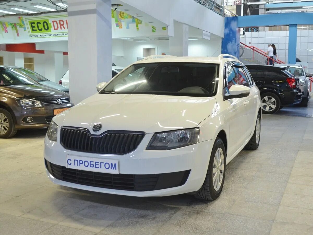 Купить шкода с пробегом краснодарский. Skoda Octavia III 1.6 at (110 л.с.) белый с пробегом. Шкода в Курске и в Москве с пробегом в автосалоне. Автолидер автомобили Шкода с пробегом в Санкт Петербурге.