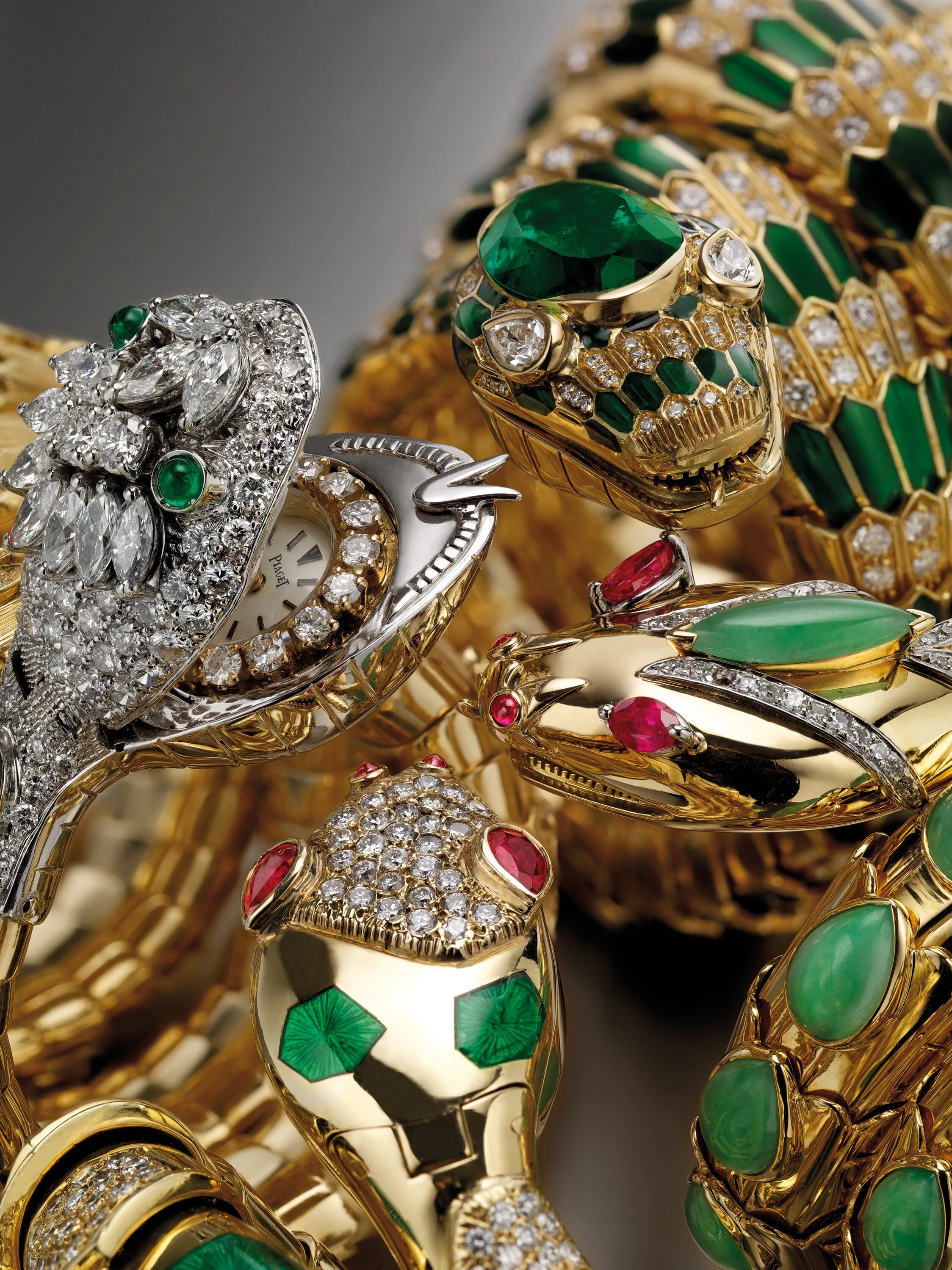 Драгоценности булгари. Браслет Bvlgari Serpenti Jewellery. Bvlgari Serpenti кольцо. Bvlgari Magnificent Serpenti.