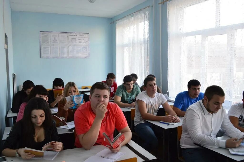 Поо чу юридический техникум г кропоткин. Темрюкский филиал юридического техникума г кропоткин. Колледжи в кропоткине. Списки поступающих в поочу юридический техникум г кропоткин. Кют кропоткин.
