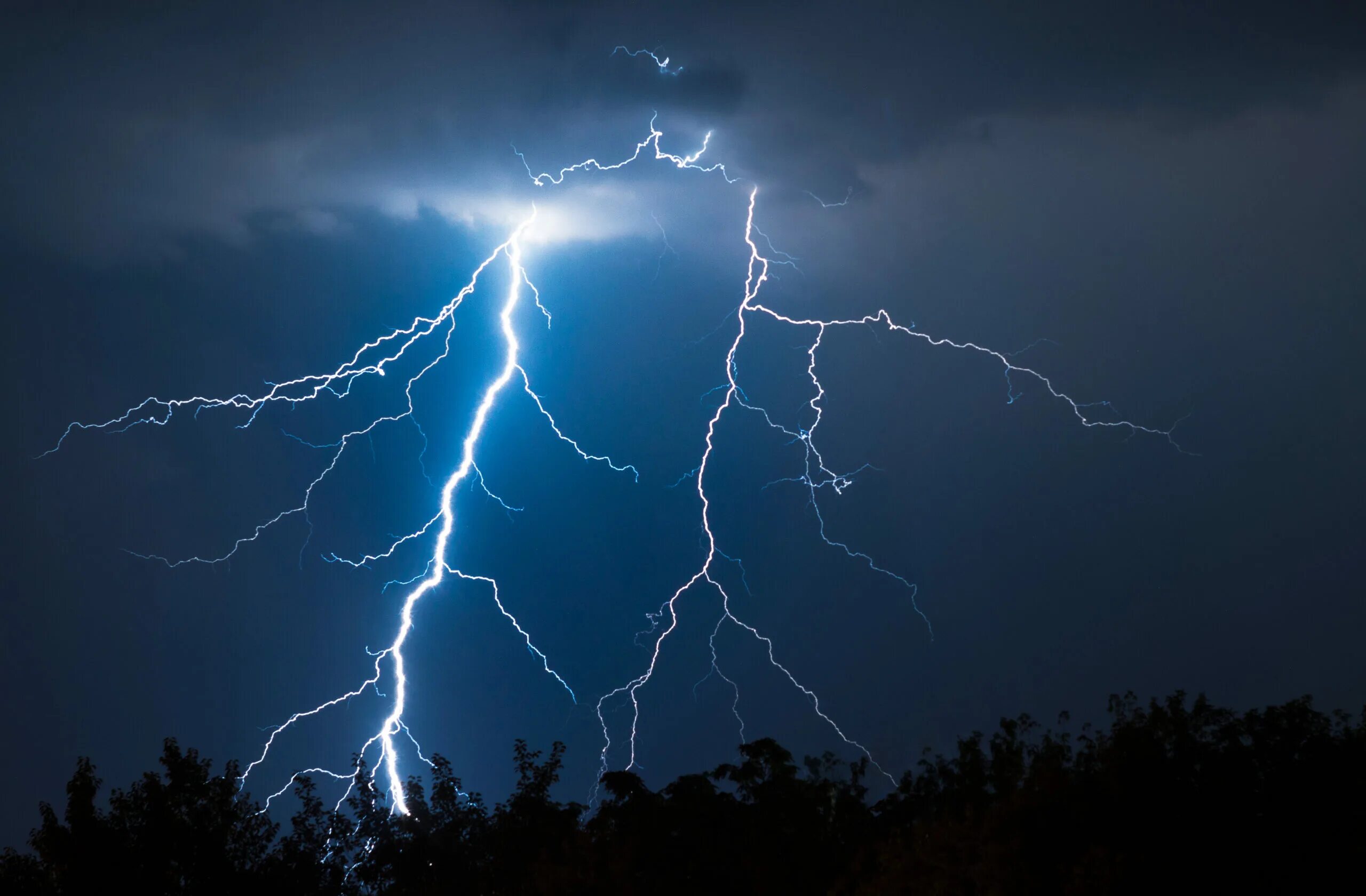 Молния. Гром и молния. Thunderbolt молния. Молния картина. Какой звук грозы