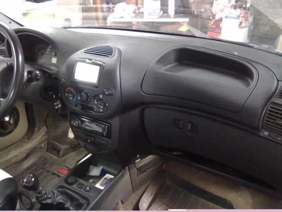покраска торпеды - Lada Калина седан, 1,4 л, 2011 года стайлинг DRIVE2