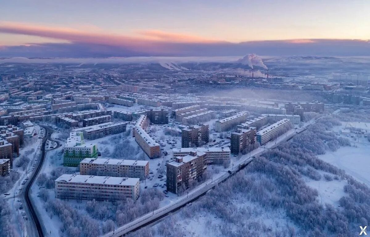 Мурманская область входит