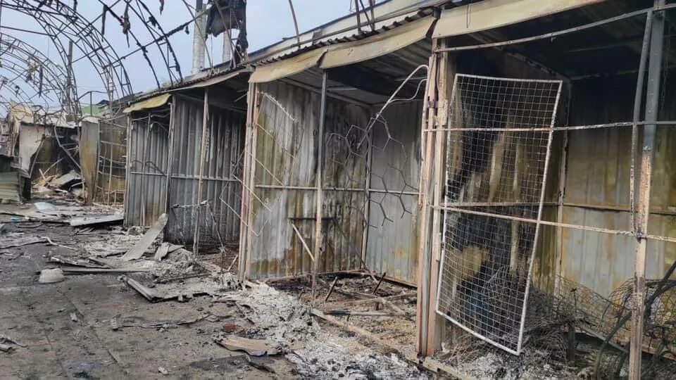 Разрушенный дом. Чернигов сейчас обстановка. Чернигов обстрел. Чернигов после войны 2022. Чернигов обстрел.