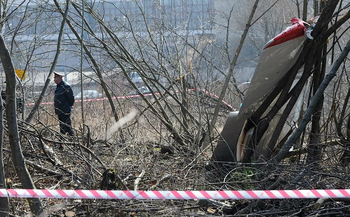 Смоленске авиакатастрофа. Ту 154 Качиньского крушение. Катастрофа ту-154 в Смоленске 2010. Крушение ту-134 под Смоленском (2010).