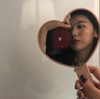 Girls Mirror, Ulzzang Korean Girl, Bts Aesthetic Pictures, Uzzlang Girl, Se...