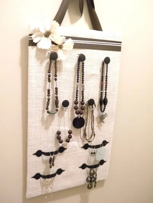 держатель для бижутерии. подставка для хранения украшений. как сделать подставку для украшений. как сделать подставку для украшений. подставка для бус.