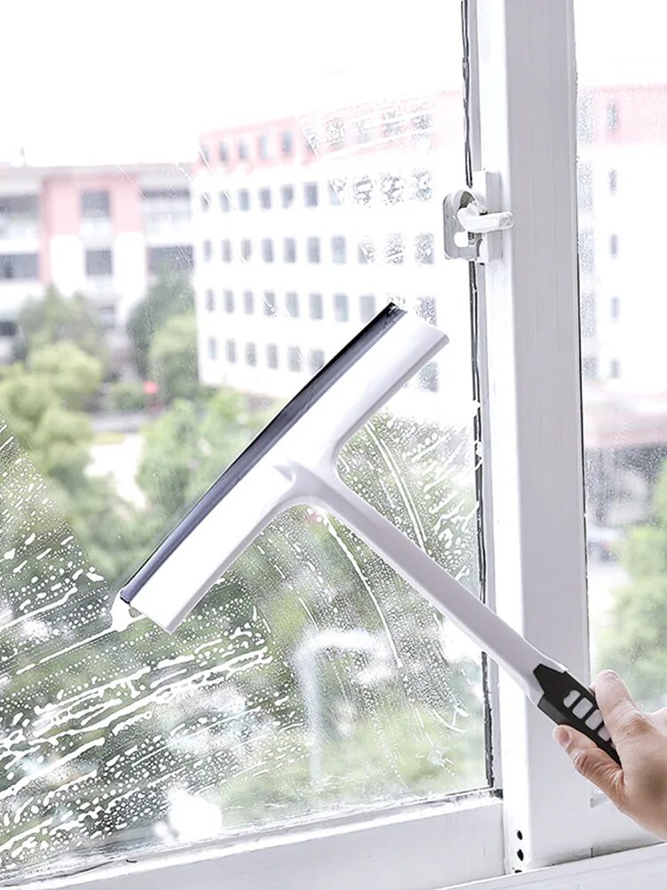 Чем можно помыть окна. Стёклоочиститель для окон. Мойка окон. Щетка для мытья окон. Стеклоочиститель для мытья окон.