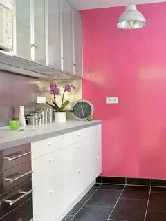 Кухня покрашенная краской