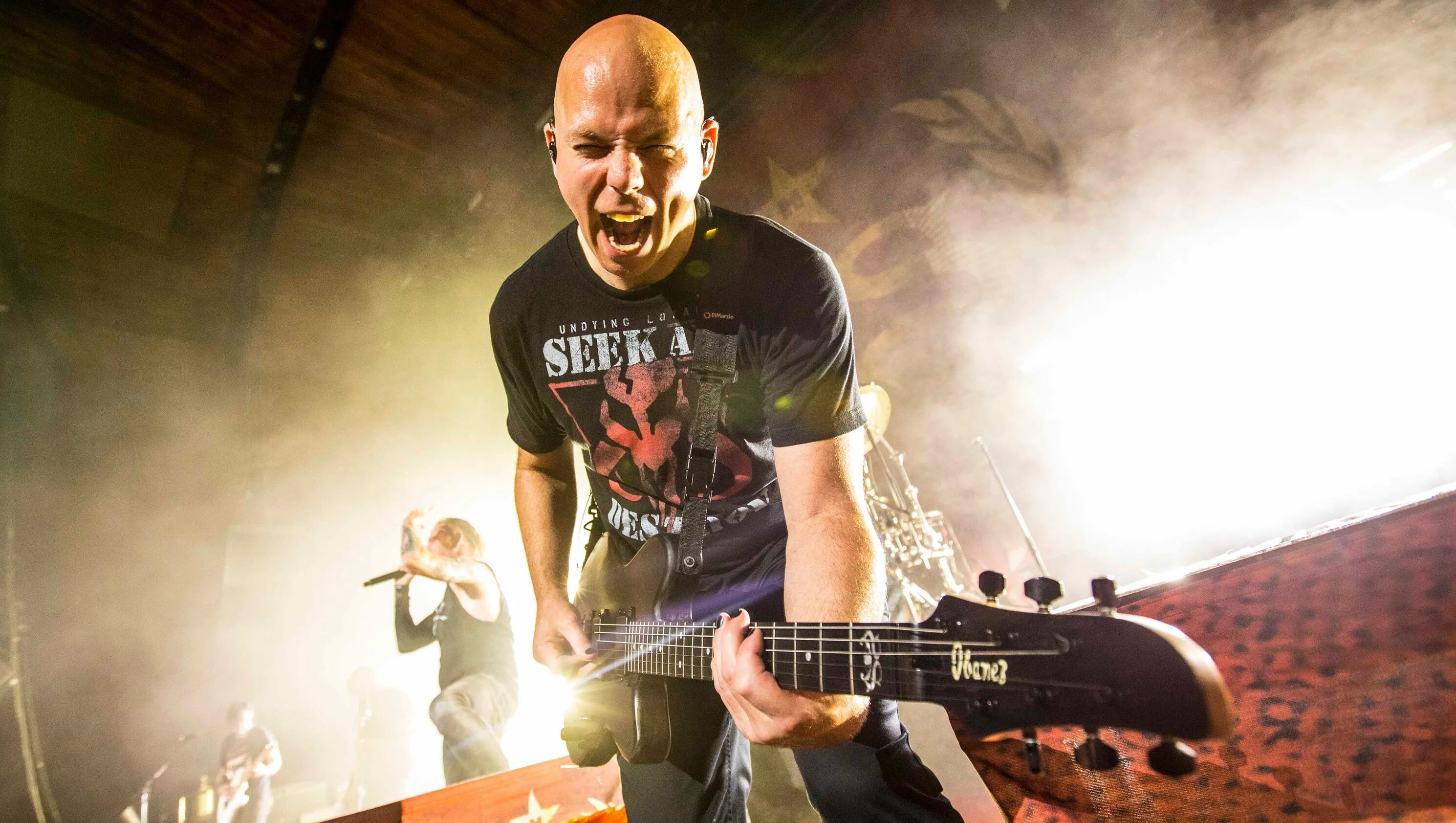 Фестиваль рок эм ринг. Rock am ring 2002. Rock being. Rock am ring система звукоусиления. Breaking benjamin.