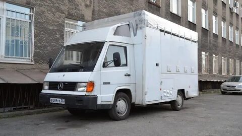 Mercedes benz 100