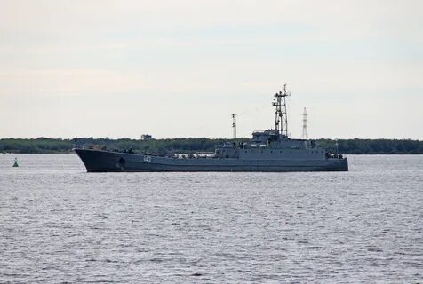 Средний корабль