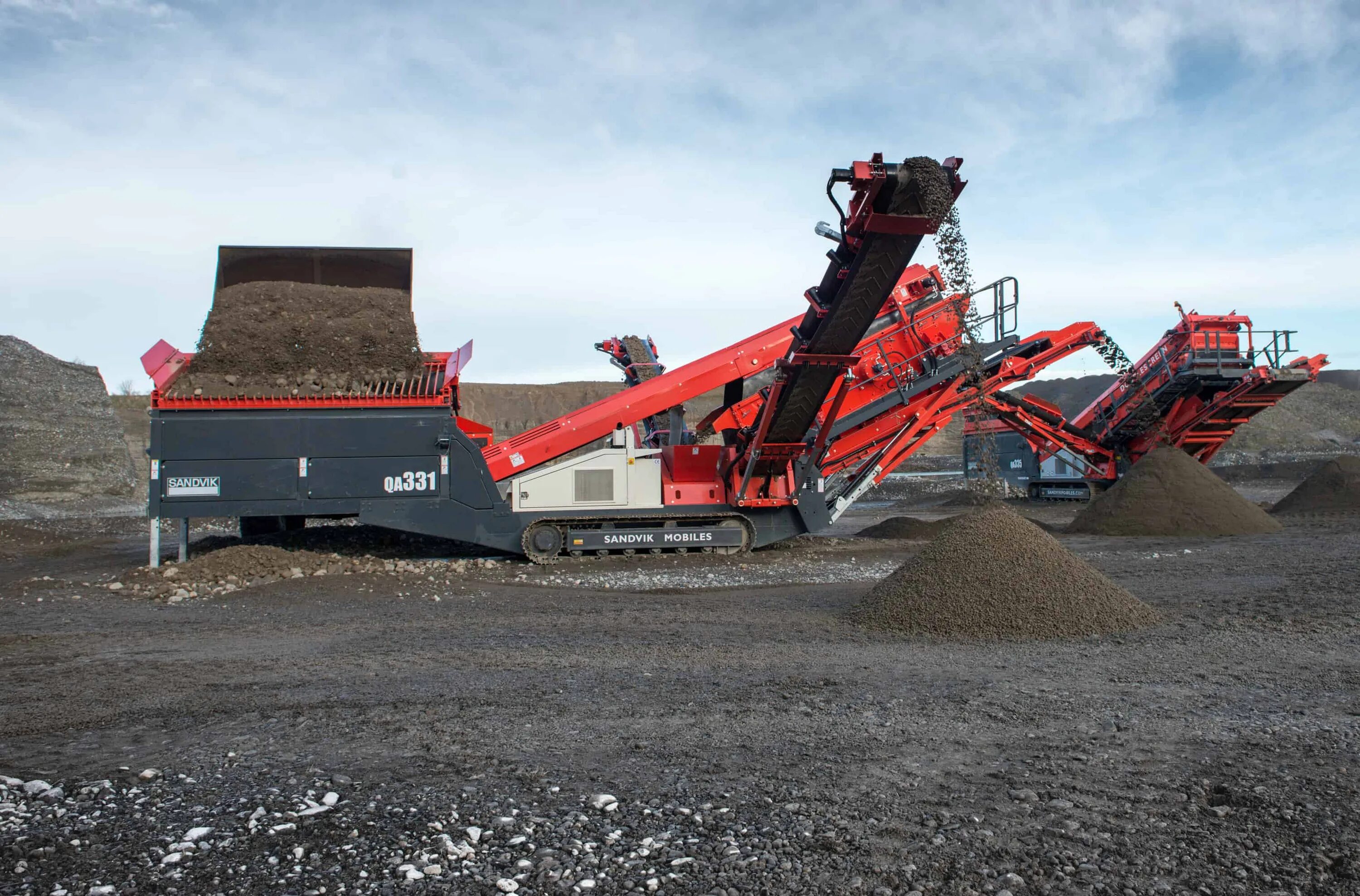 Sandvik qh441. Дробилка Sandvik qh440. Sandvik qh441 конус. Cone crusher Sandvik. Sandvik 12c27