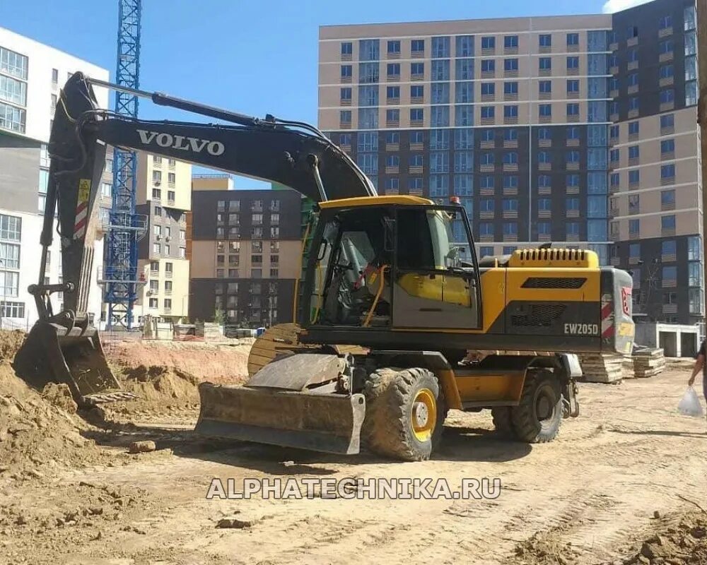 Volvo ew205d. Колесный экскаватор volvo ew205d. Volvo ew205. Вольво 205 экскаватор колесный. Volvo ew205.