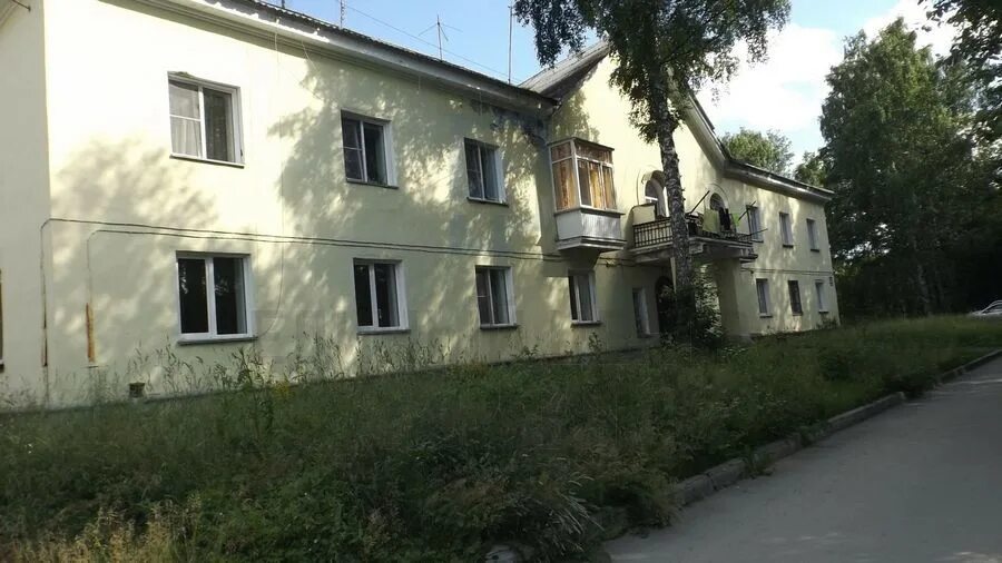 Квартира 2х комнатная в пашино новосибирск. Пашино. Гаранина 33/2 новосибирск. Ладожская 1/1. Новоуральская 13/4 новосибирск.