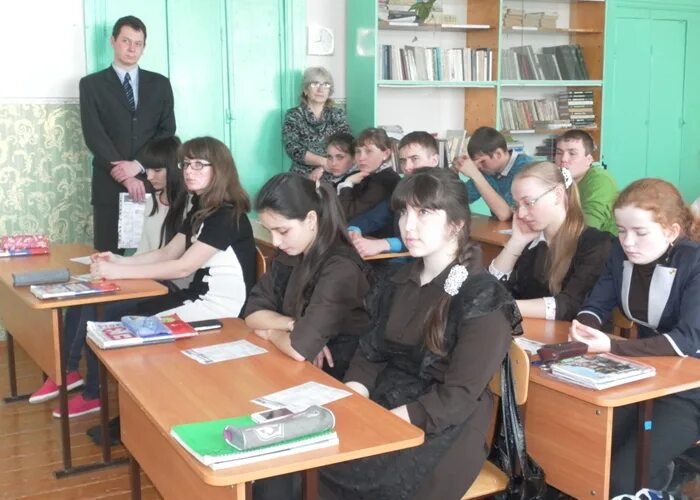 Чаллыда. Выпуск 11 класс 2022 кайбицкий район. Мбоу бурундуковская оош. Мәктәп юлы автор. Мәктәп юлы автор.