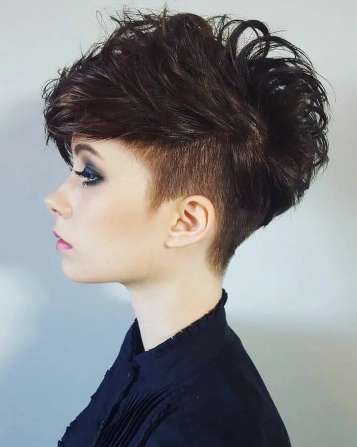 Short hair cuts. Пикси Гаврош. Лонг Пикси Гаврош. Пикси Гаврош Гарсон. Стрижка Пикси Гаврош.