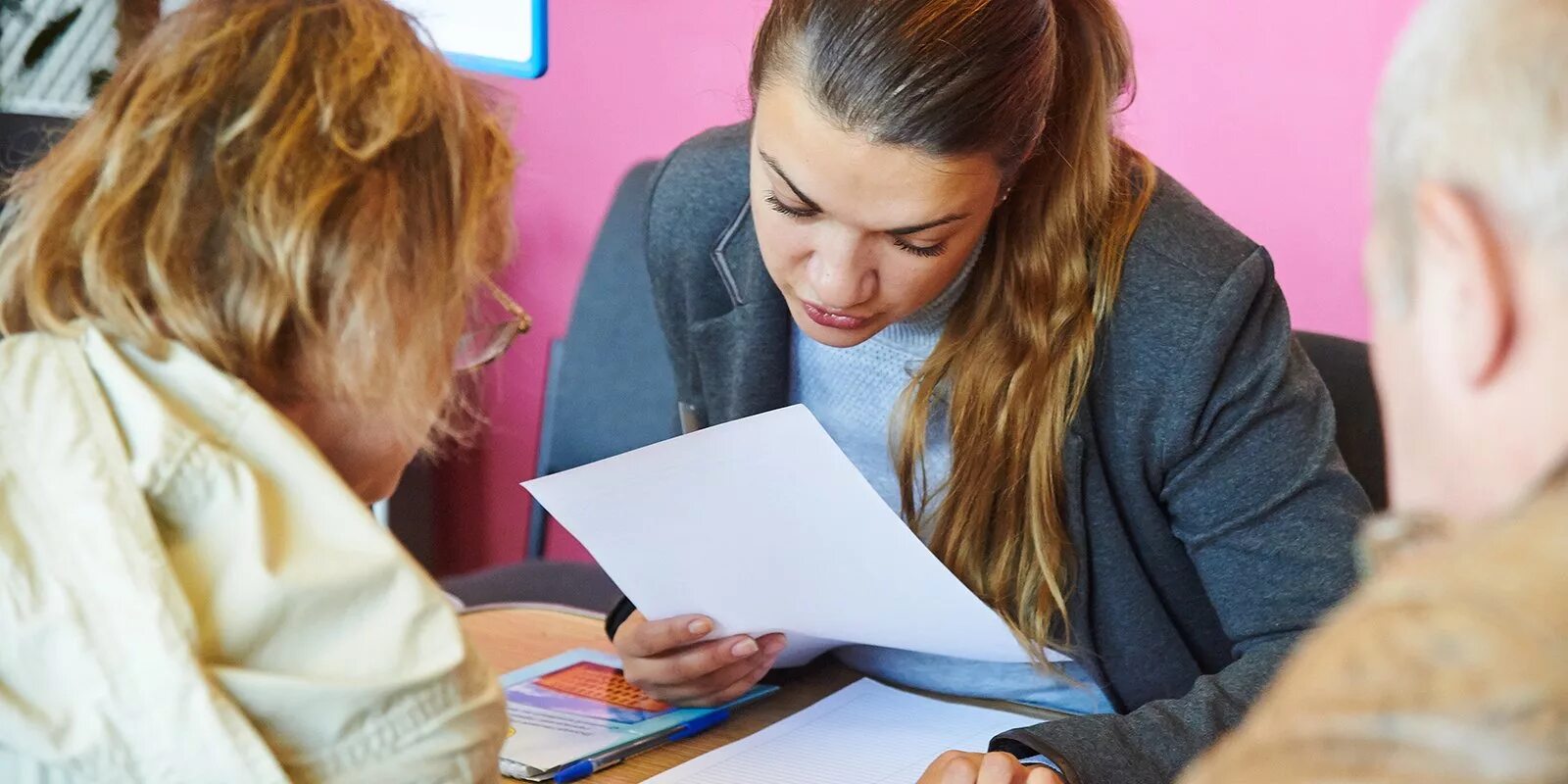 Центр занятости поддержка безработных. Центр занятости. Биржа труда безработица. Центр занятости поддержка безработных. Центр занятости поддержка безработных.