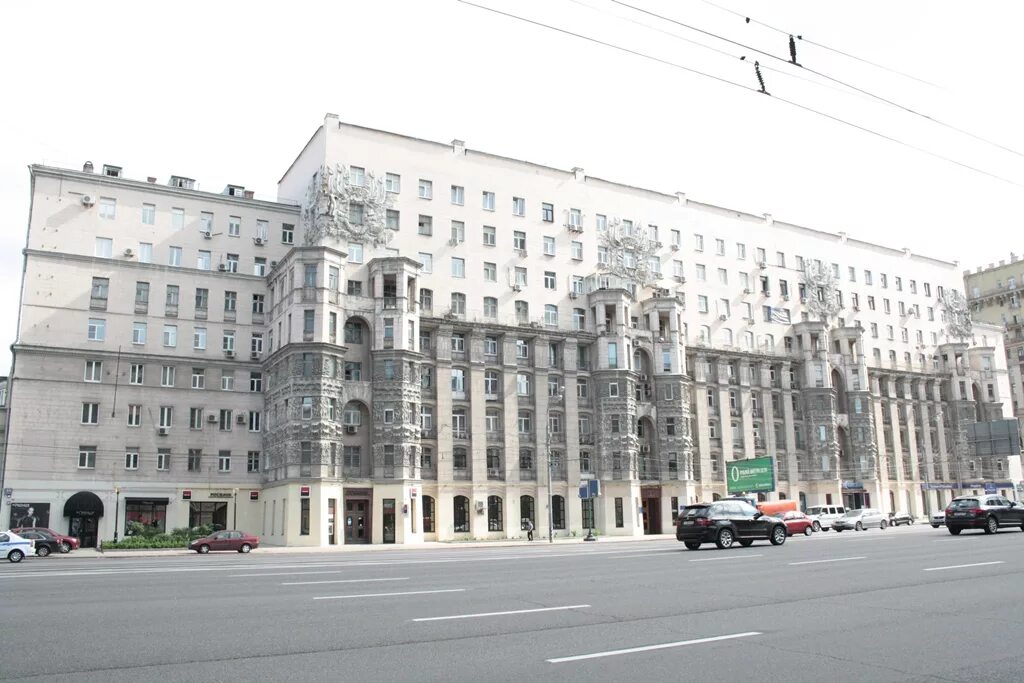 кутузовский 26 брежнев. мемориальная доска брежневу на кутузовском. партийный дом на кутузовском. кутузовский проспект дом 26. брежнев кутузовский проспект.