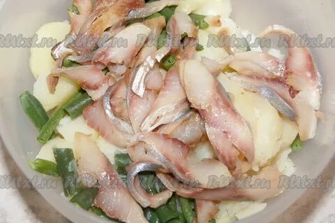 Как солить селедку дома вкусно и просто