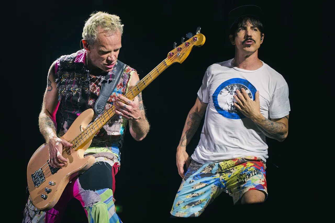 Red hot chili peppers википедия. Ред хот Чили Пепперс. RHCP 2000. Red hot Chili Peppers 2000. RHCP 2008.