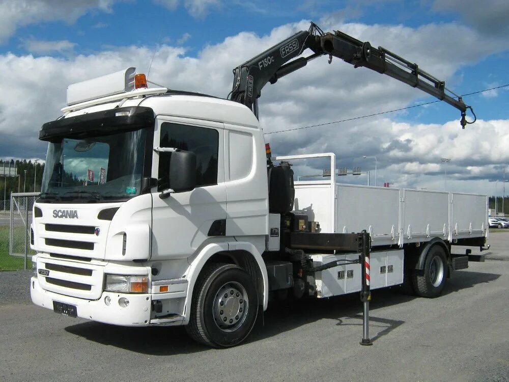 Борт 10 тонн. Скания p230 манипулятор. манипулятор скания 10 тонн. scania p380 с манипулятором. скания бортовая 10 тонн.