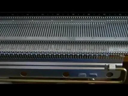 Носки на двухфонтурной вязальной