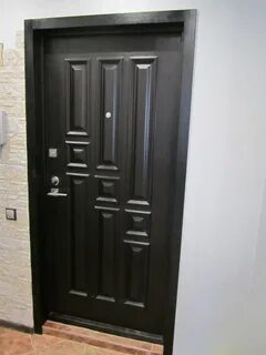 Установка железной недорогой двери в квартиру