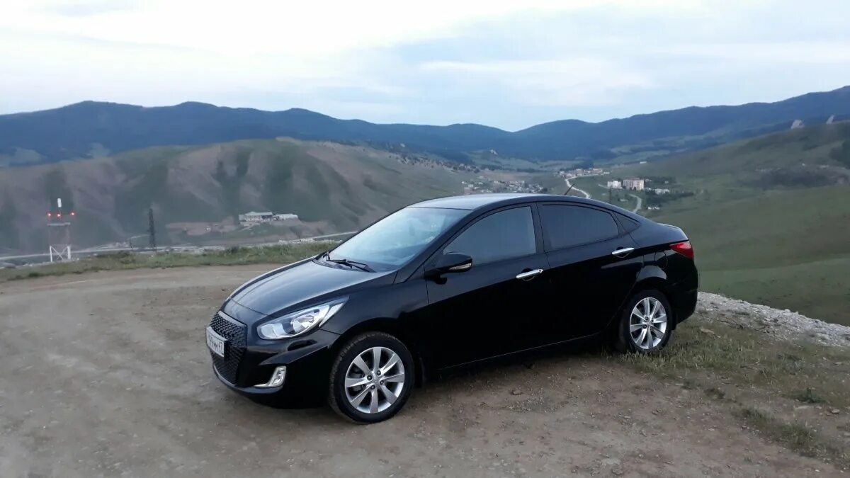 Hyundai Solaris 2012 черный. Hyundai Solaris 2013 Black. Hyundai Solaris 2013 черный. Солярис 2011 черный.