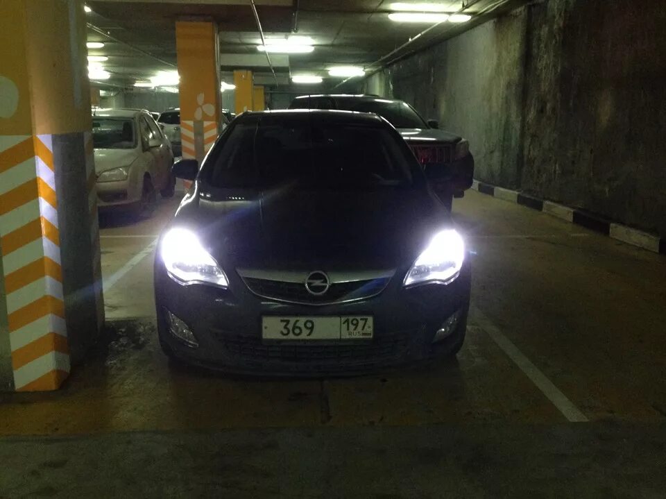 Opel astra j led лампы. Дхо opel astra j. диодные лампы astra j gtc.