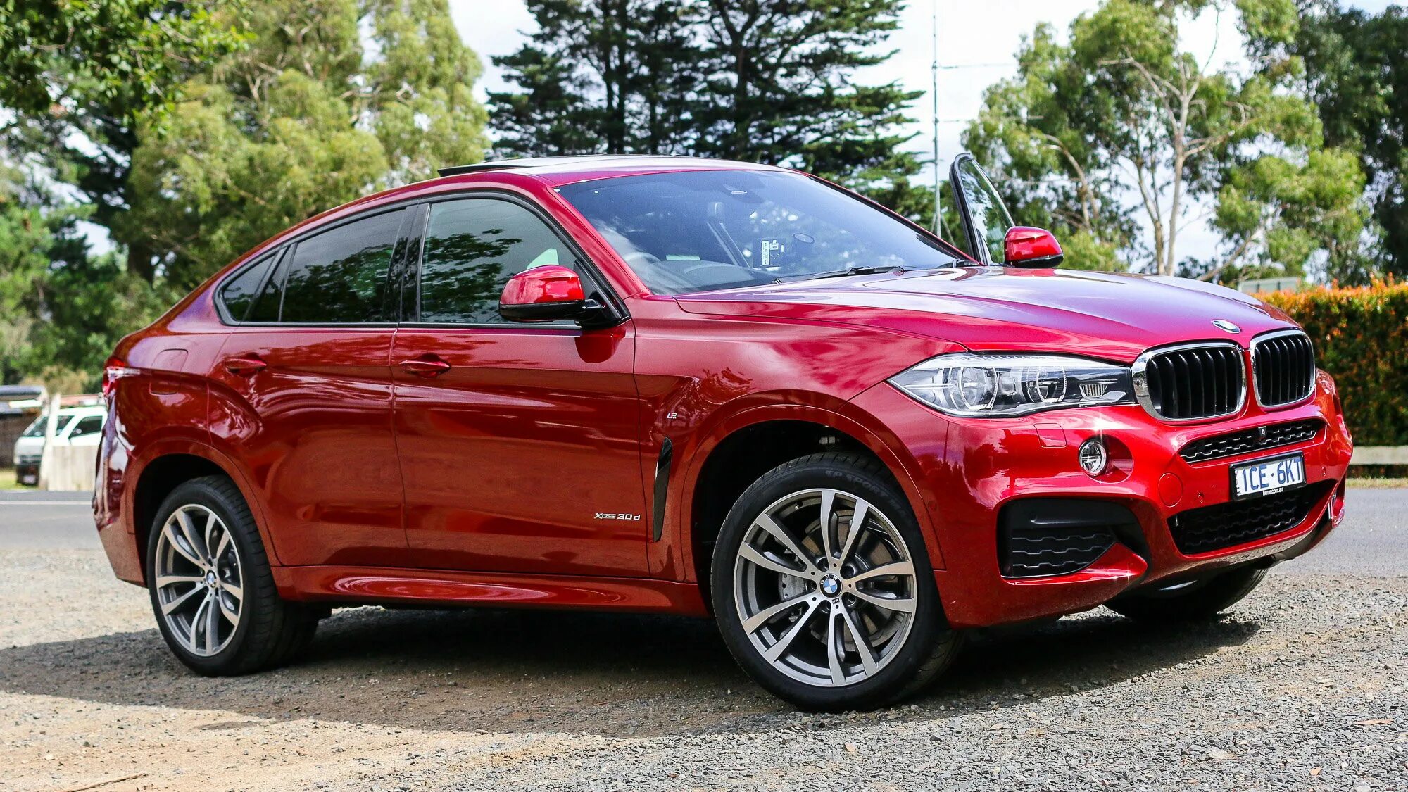 БМВ x6 красная. БМВ Икс 6. BMW x6 e70. БМВ х6 2023 красный. Стоимость x6