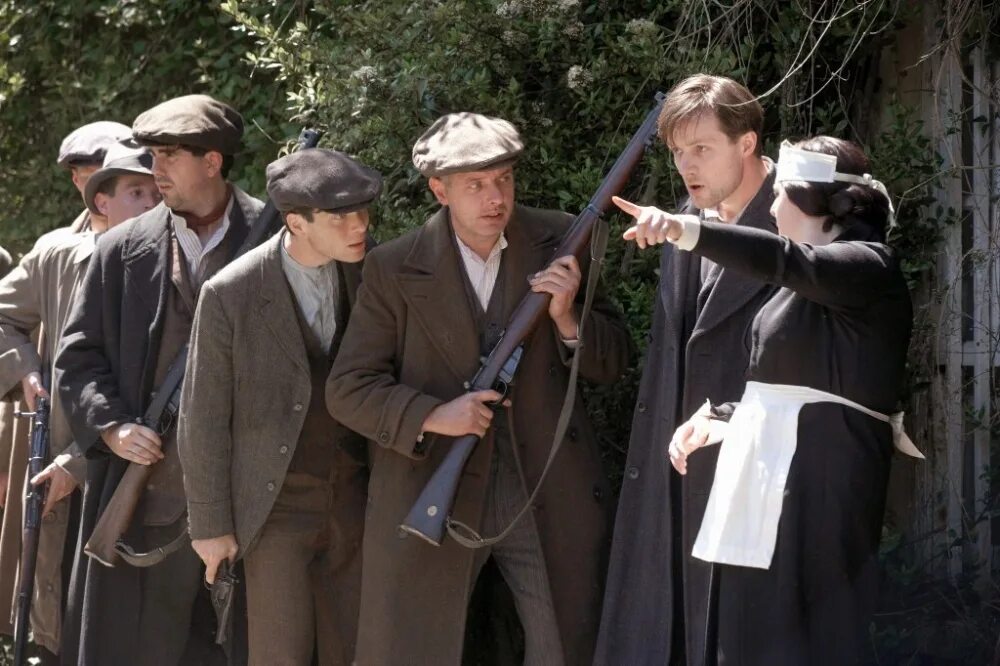 Кф ветер. Кф ветер. The wind that shakes the barley 2006. The wind that shakes the barley 2006. Кф ветер.