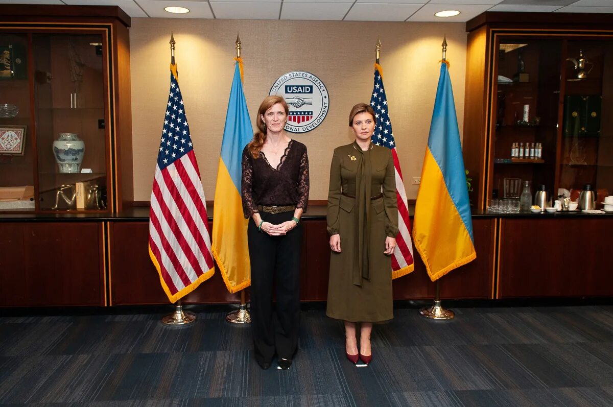 Приезд в сша. Первая леди США. Встреча первых леди Украины и США.