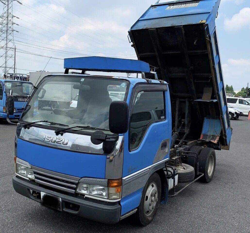 Дром грузовики самосвалы. Isuzu самосвал 5 тонн. Самосвал Mitsubishi Canter 3т. Японский самосвал Исудзу Эльф. Исузу Эльф самосвал 5 тонн.