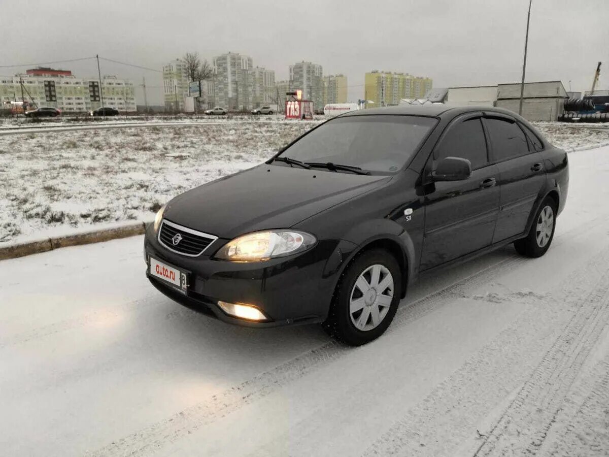 Фото джента. Gentra 1.5 Chevrolet. Gentra 1.5 Black. Daewoo Gentra 1.5. Черный Gentra Daewoo машина.