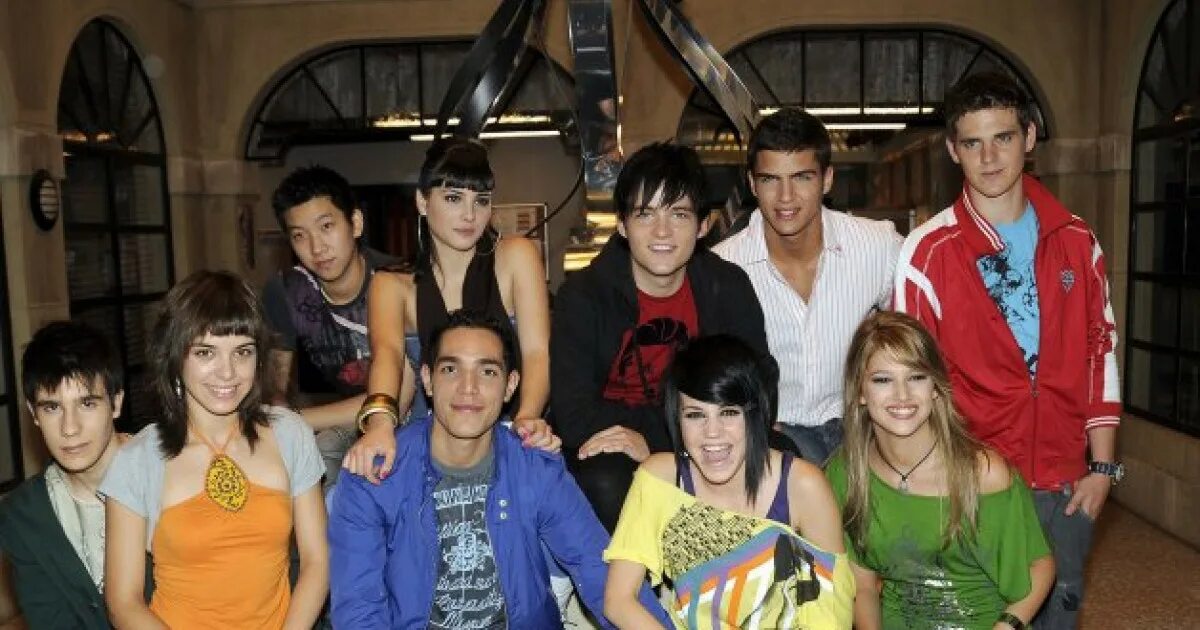 Физика или химия испания. Давид сериал физика или химия. Физика или химия сериал испания рут. Физика или химия сериал 2008 урсула корберо. Сериал физика или химия испания 720.