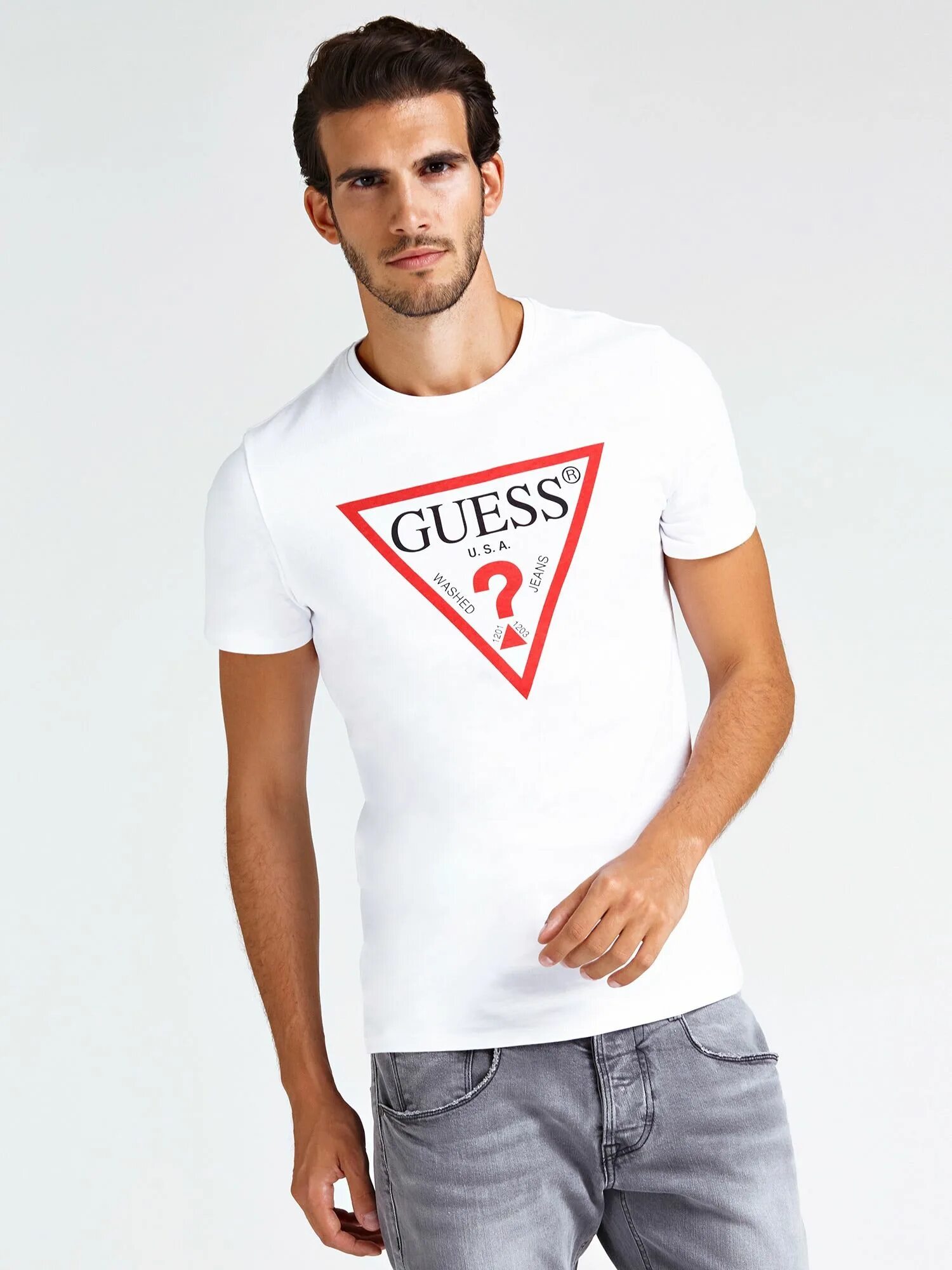 Как переводится guess. Гуес майка мужская белая. футболка гуес мужская. мужская футболка guess коллекция 22. новая коллекция guess 2025 мужская футболки.