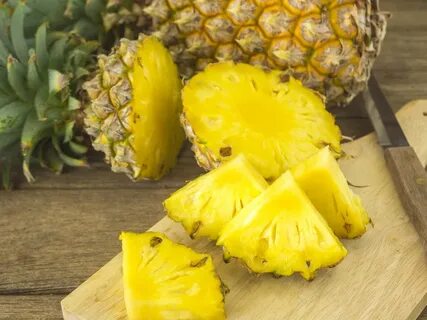 Ананасы pineapple