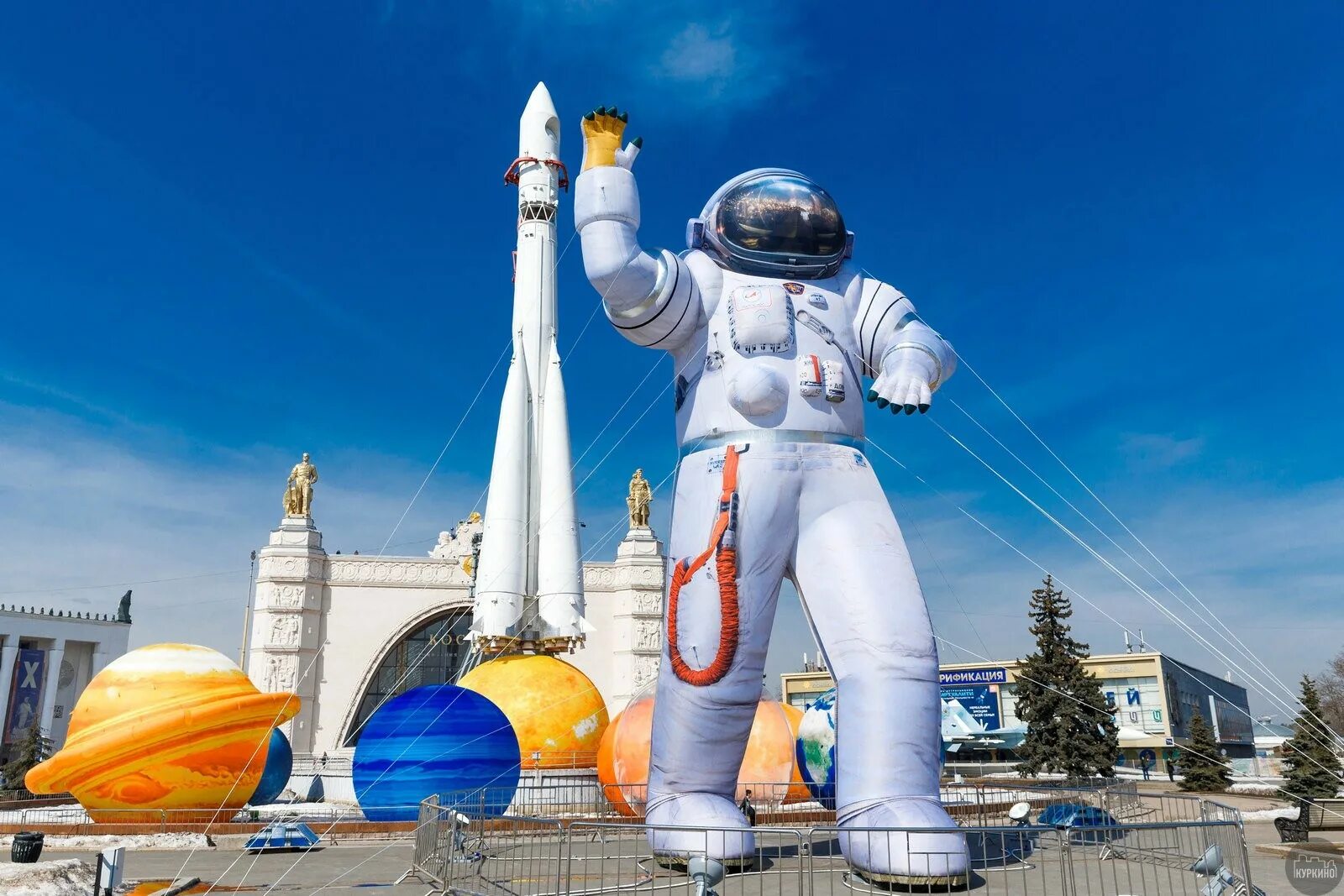 12 апреля в россии отмечается день космонавтики. День космонавтики. 12 Апреля день космонавтики. День Космонавта. Праздник Космонавтов.