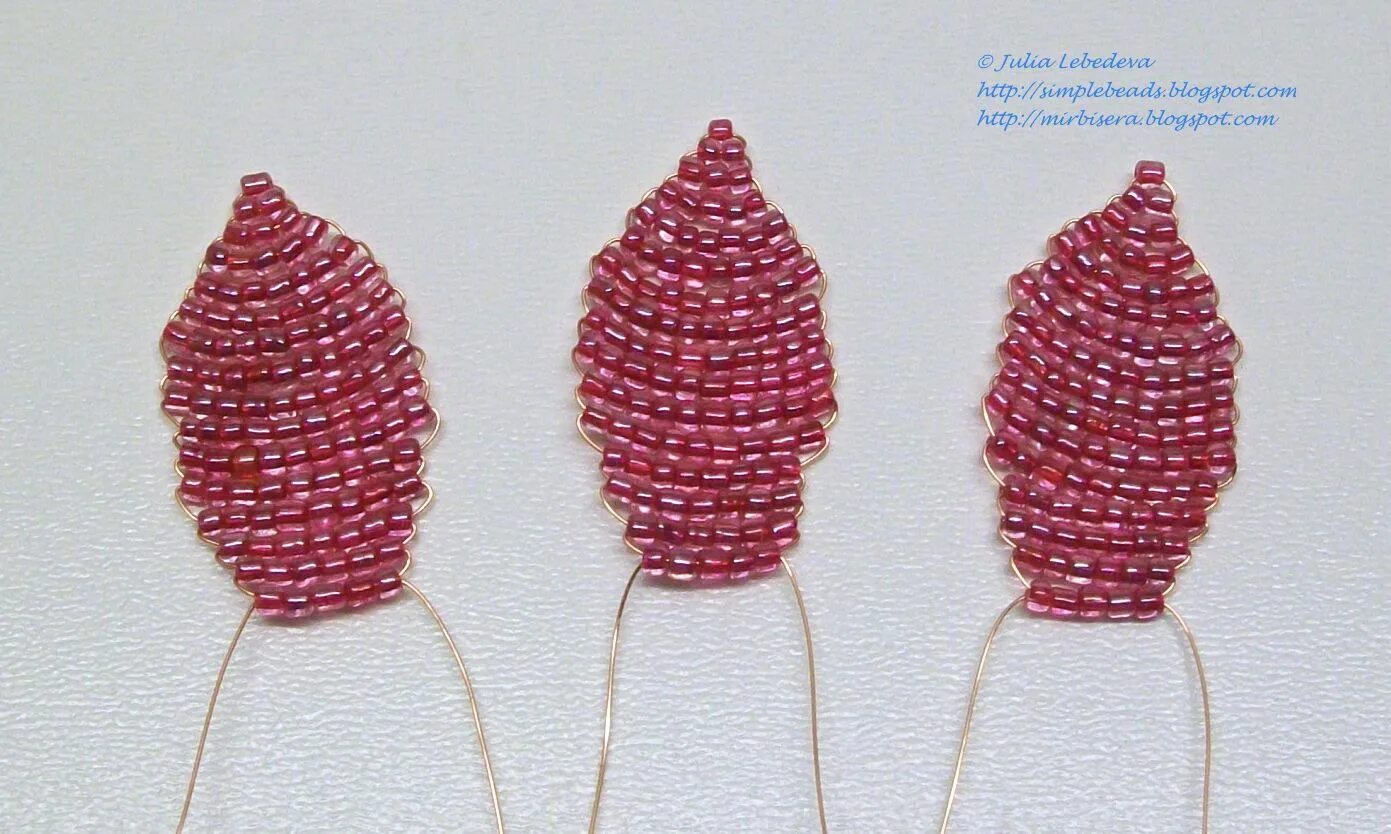 Техника плетения цветов. Розы из бисера. Лепесток из бисера. Фуксия из бисера. Фуксия из бисера схема плетения с пошаговым.