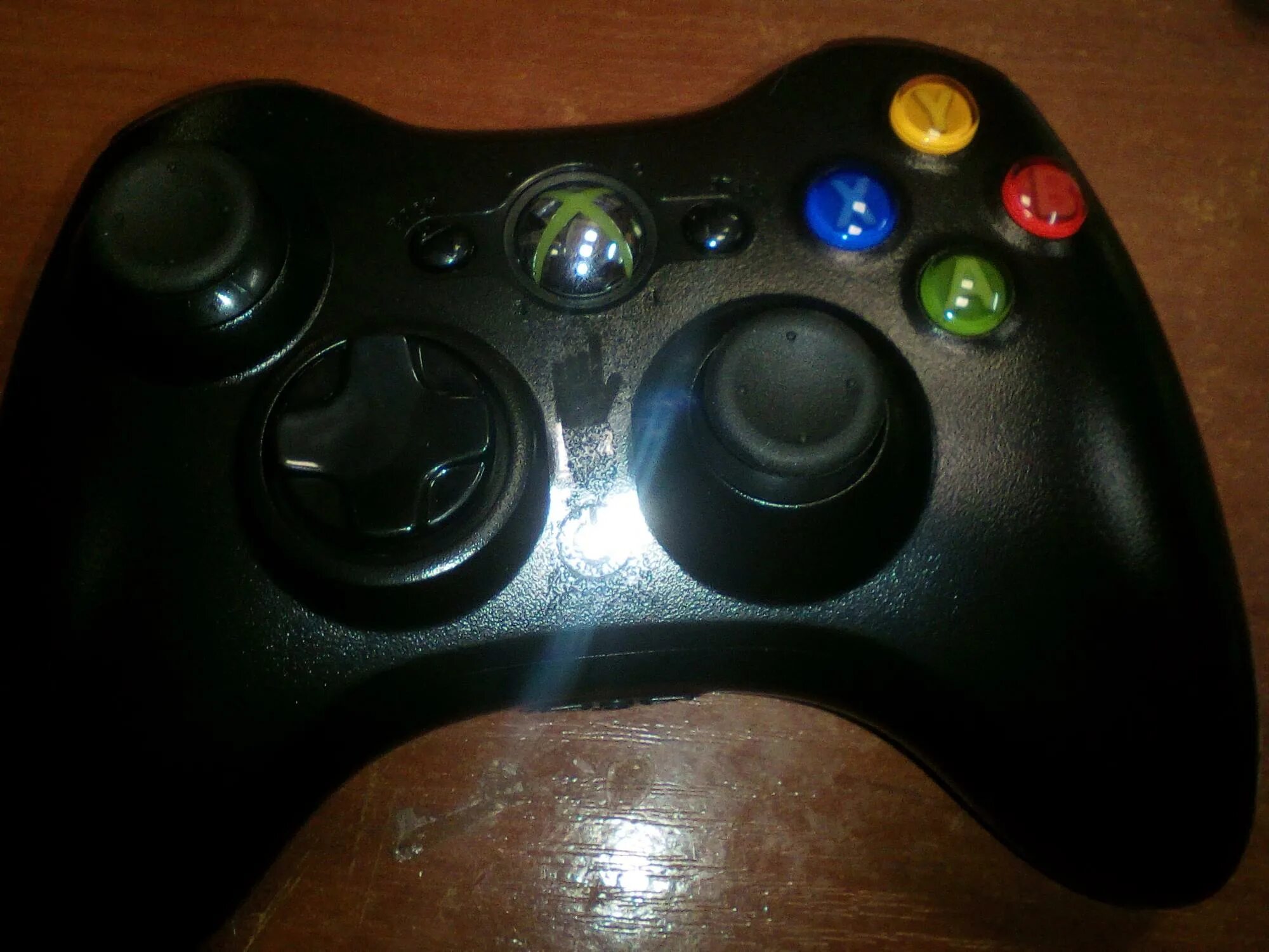 Подключение xbox 360 геймпад. Джойстик хбокс 360 новый. Xbox 360 Gamepad оригинал. Геймпад реплика иксбокс 360. Геймпад Xbox 360 оригинал отличия.