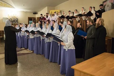Жена церковнослужителя 7 букв