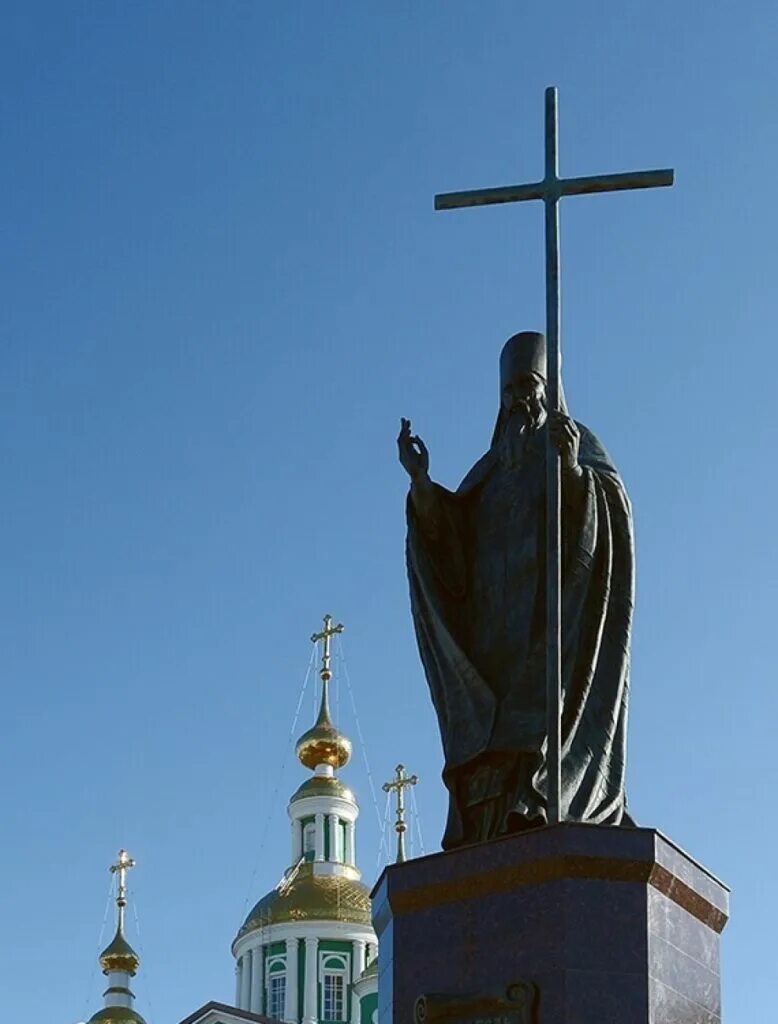 Скульптуры христа на кресте. Памятник христианства. Памятник христианства. Христианские статуи. Памятник христианства.
