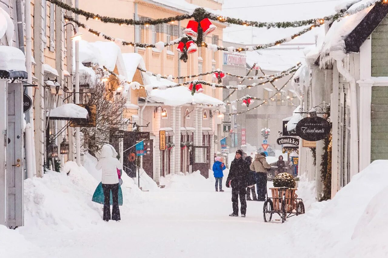Города где зимою. Порвоо Финляндия Рождество. Зимний Порвоо. Порвоо зима. Порвоо зимой.
