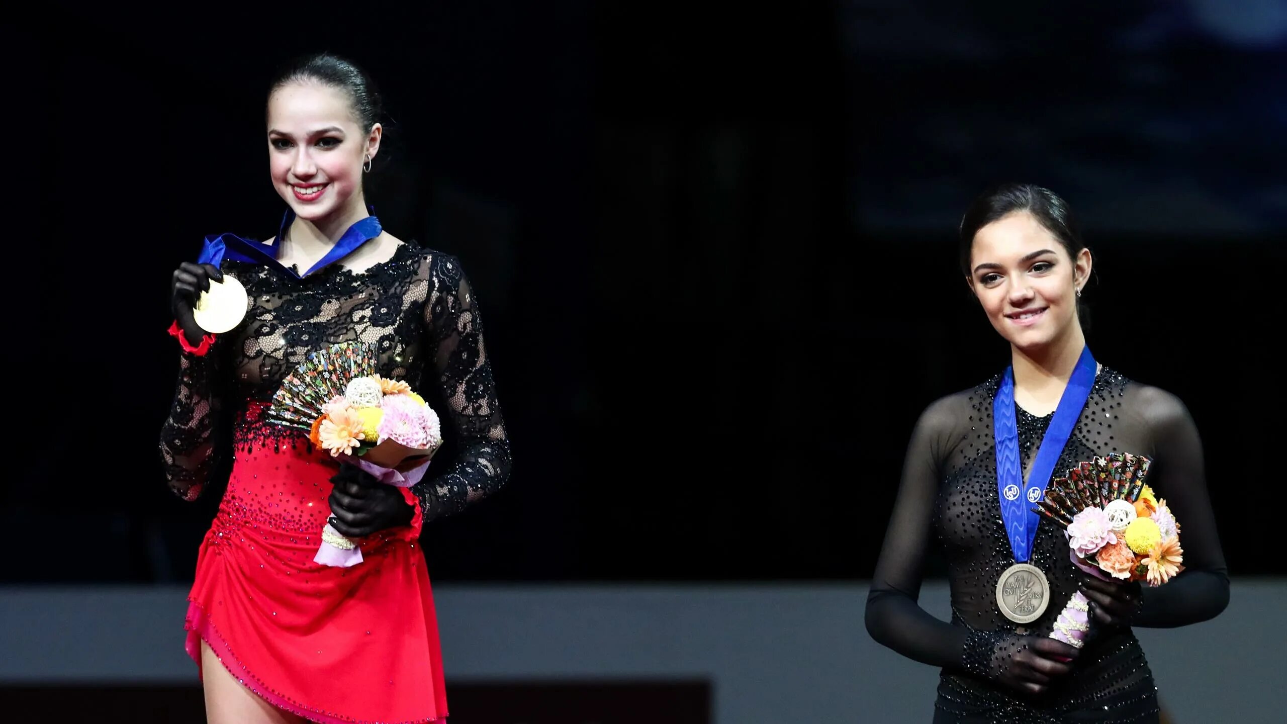 Камила валиева фигуристка. Элизабет турсынбаева 2022. Самодурова чемпионат европы. Фигурное катание чемпионат 2019 женщины. Женское одиночное фигурное катание.